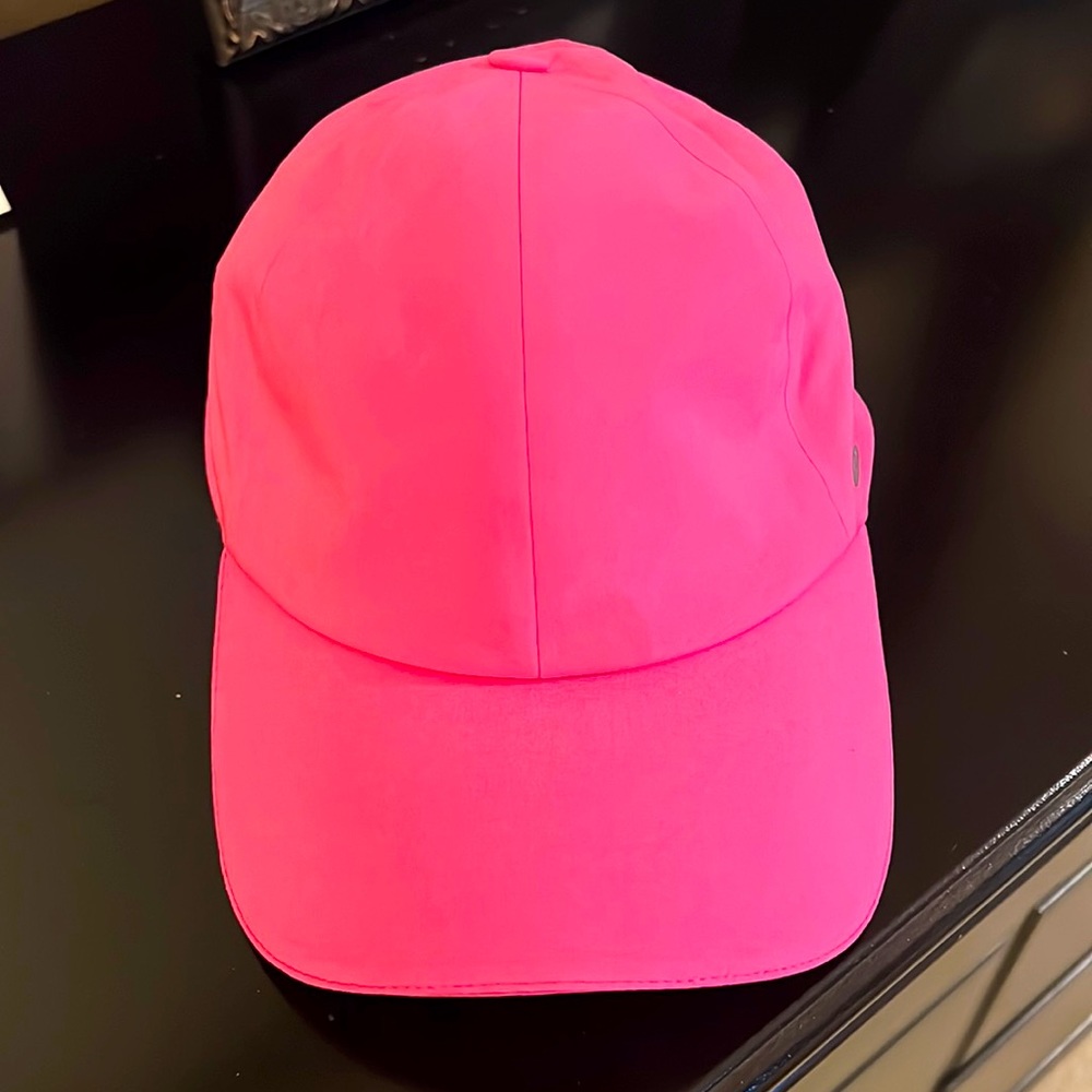Women’s fast & free running hat
